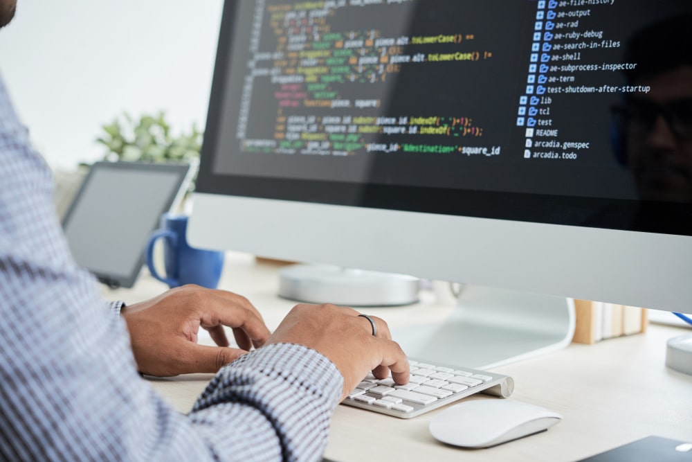 Choosing the Best Between AngularJS Vs React.js